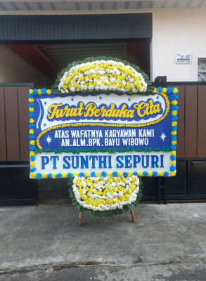 Papan Bunga Duka di Paniai Barat